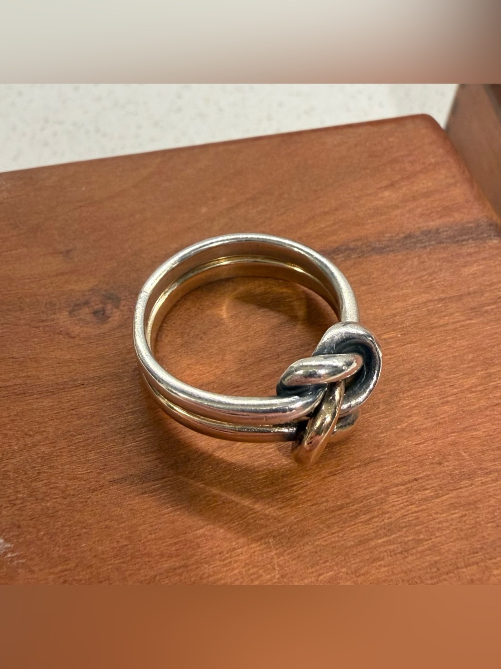 James Avery Original Lovers' Knot Ring 14K Yellow Gold Sterling Silver size 7.5 - Picture 10 of 16